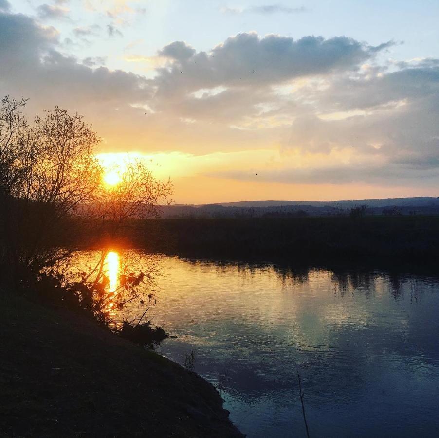 Ferienwohnungen Lausbuben & Zicken - Im Grunen Herzen Deutschlands Herleshausen Buitenkant foto